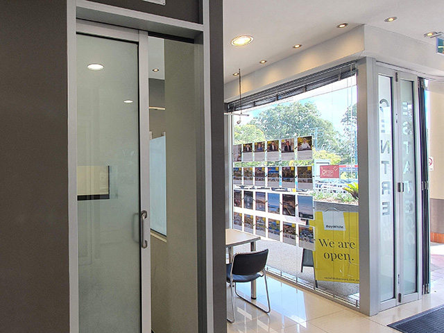 Image 0 for Ray White Office De-fit & Fit-out - Benowa